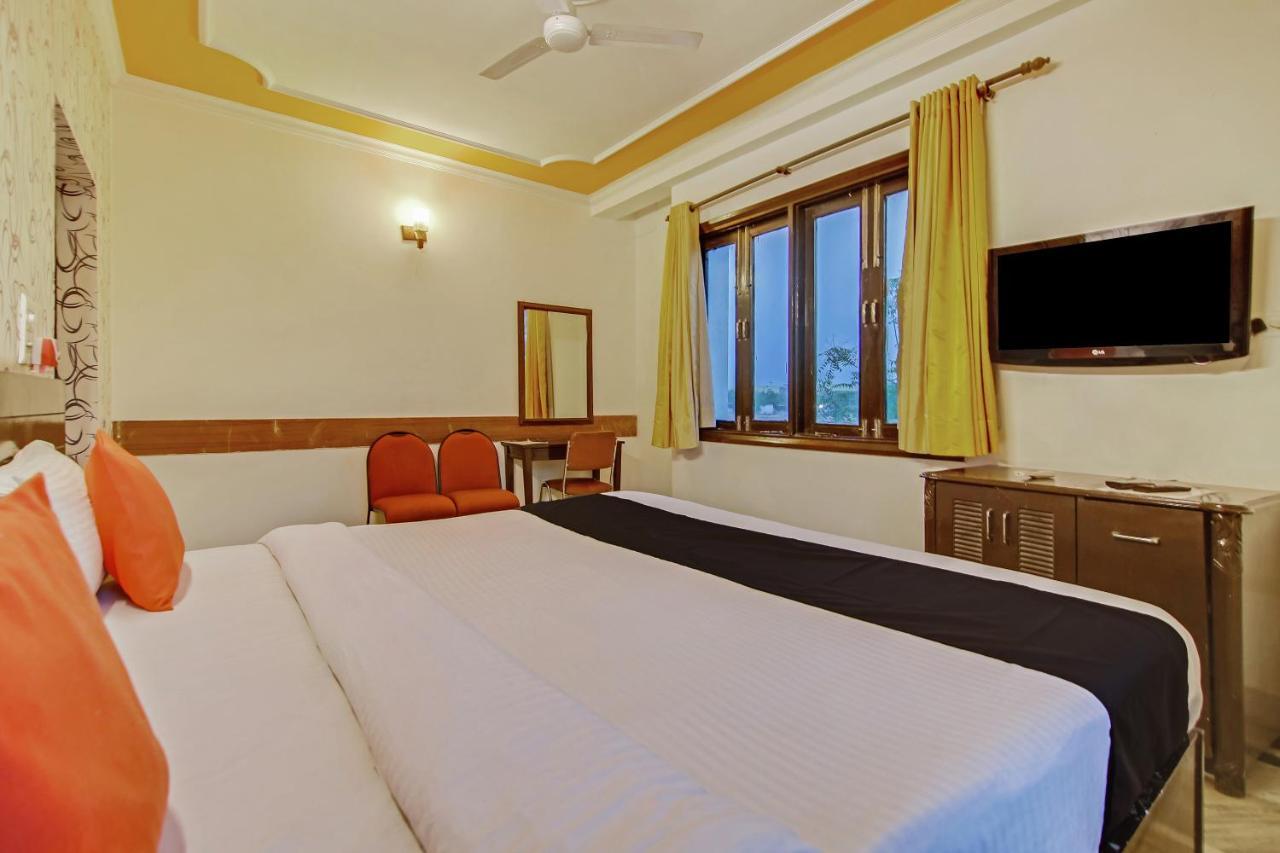 Capital O Tipsyy Near Aravali Biodiversity Park Гургаон Экстерьер фото